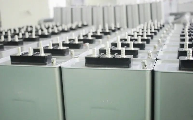 低壓電力電容器的智能化特點(diǎn)有哪些？